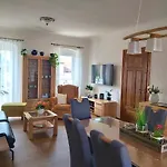 Apartament Tini *