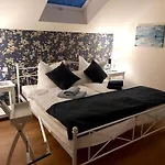 Apartament Tini