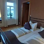Tini Apartament *