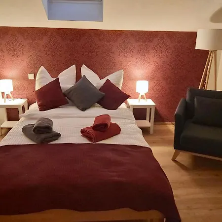 Tini Апартаменты